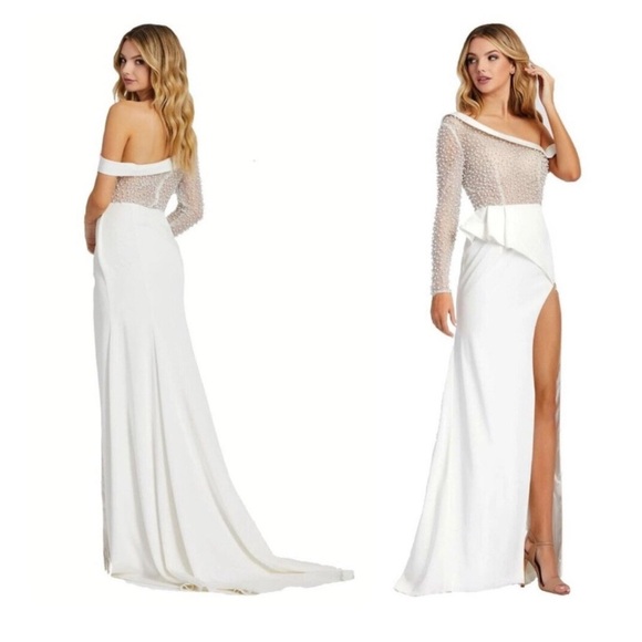 Mac Duggal Long Formal Gown - Picture 1 of 15